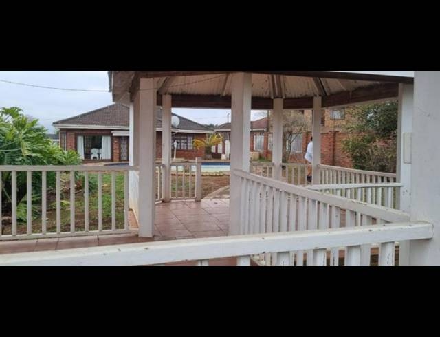 4 BEDROOM HOUSE FOR SALE IN HOWICK EAST